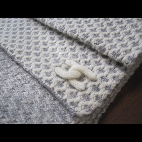 Chanel Mens Womens Cashmere Logo Embroidered Shawl - Picture 6 of 8